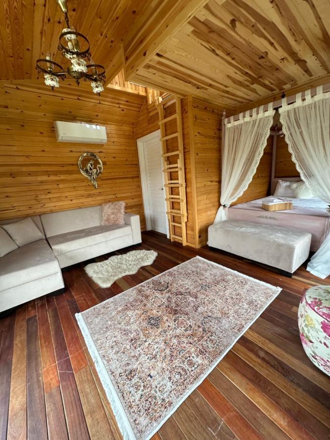 Seyyah Cafe Bungalows Aliaga Buitenkant foto