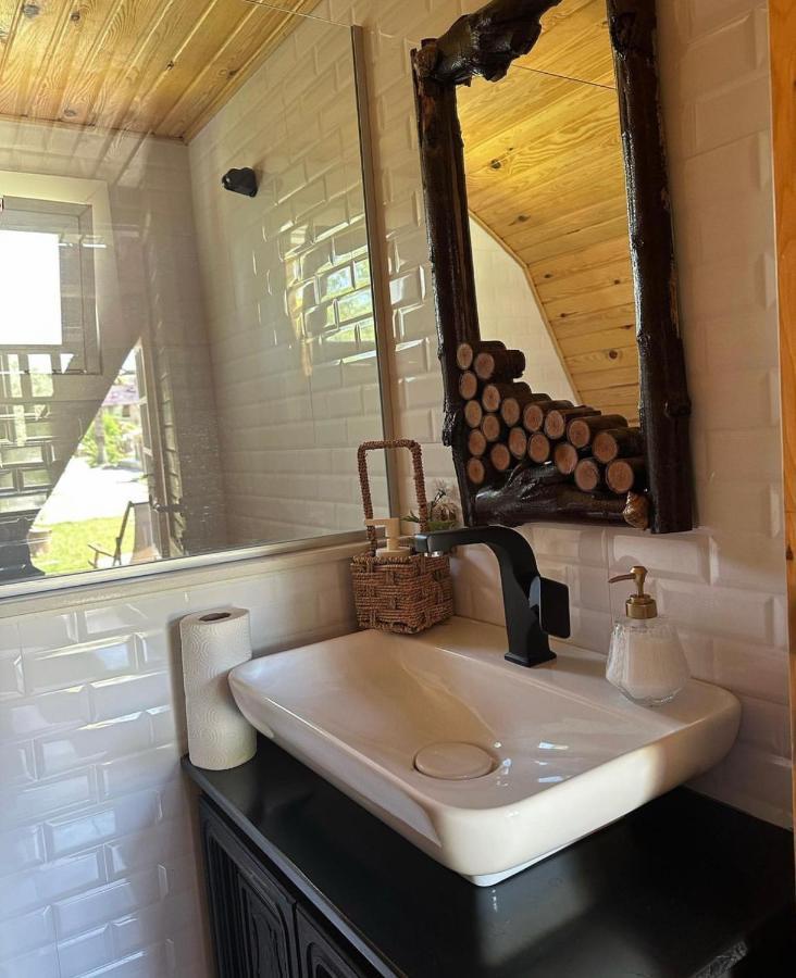 Seyyah Cafe Bungalows Aliaga Buitenkant foto